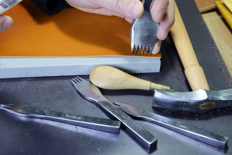 Leathercraft Hardware - Hugginsattic