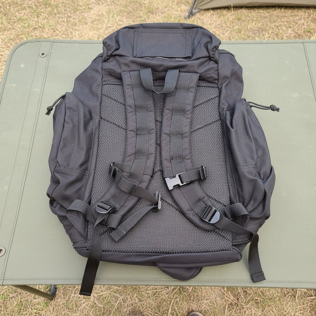 British Army Rucksack 30L - Black Field Pack Day Rucksack 30L - Hugginsattic