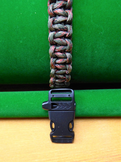 Paracord Buckle Bracelet kits more colours Paracord Huggins Attic Army Camo Black Plastic whistle Buckle  [Huggins attic]