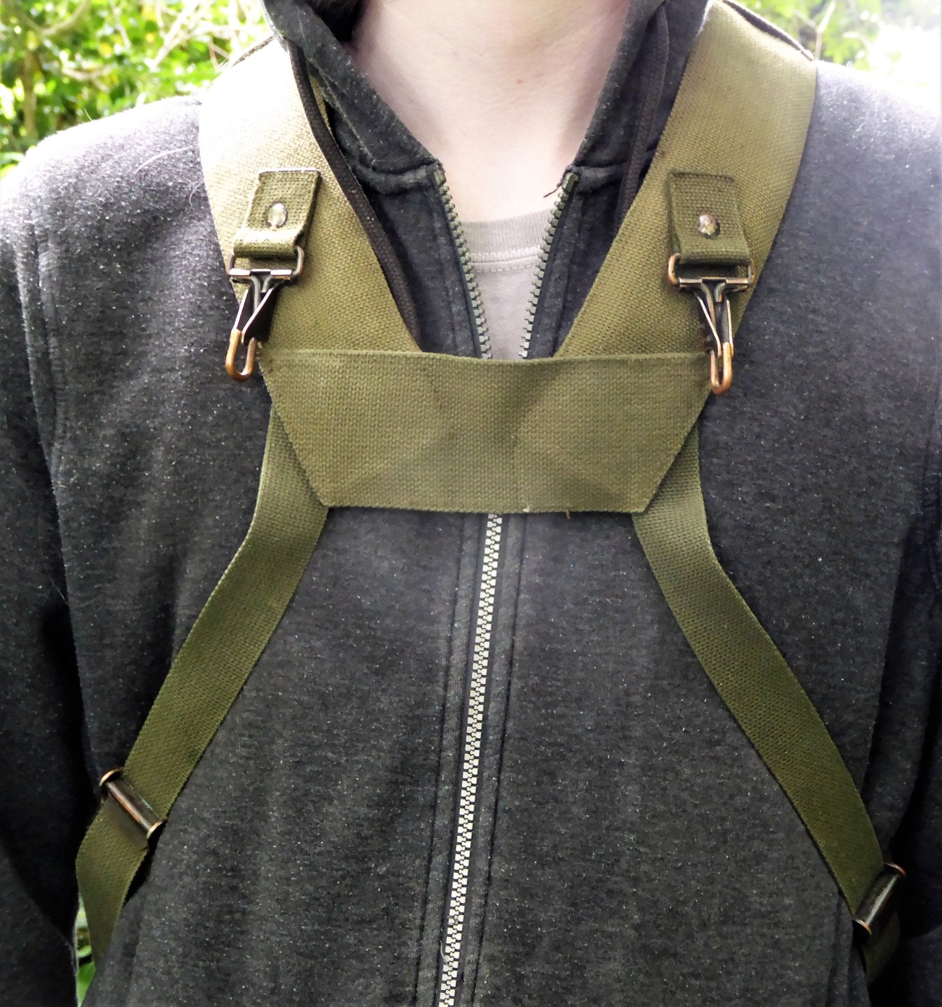 Austrian Olive Drab Daysack Rucksack Backpack Daysack Huggins Attic    [Huggins attic]