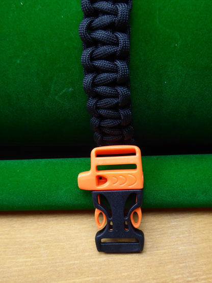 Black Paracord with choice of Buckle Bracelet kit Paracord Huggins Attic Black & Orange whistle [Huggins attic]
