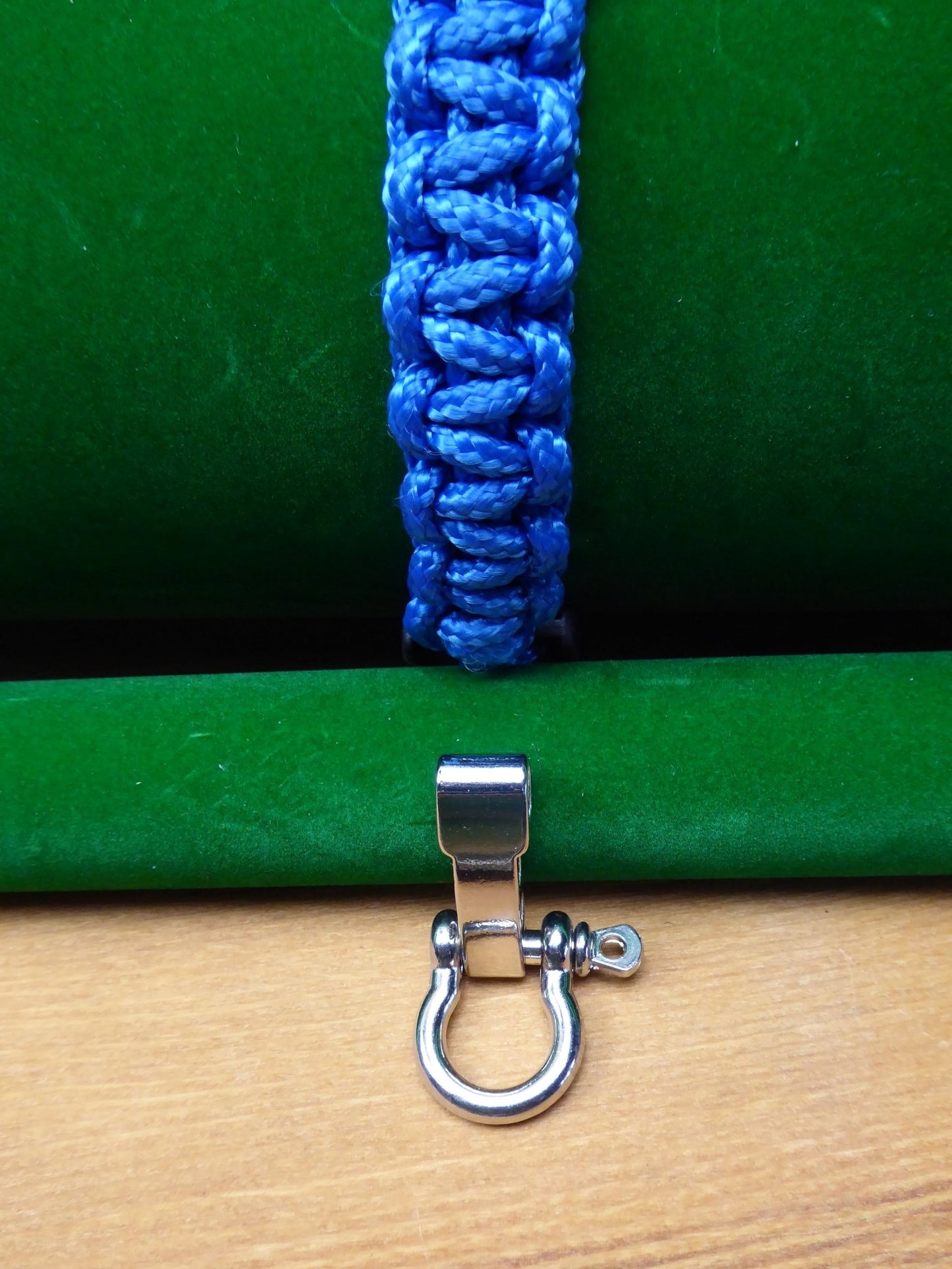 Paracord Buckle Bracelet kits with choice of colours Paracord Huggins Attic Blue Silver look buckle  [Huggins attic]
