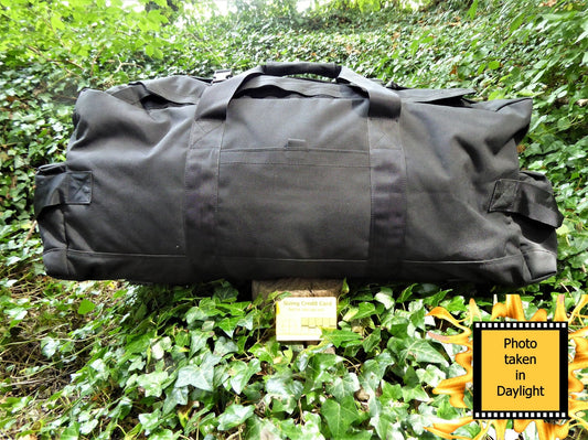 British Army Surplus Deployment Bag Rucksack Bag Huggins Attic    [Huggins attic]
