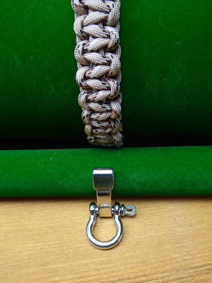 Desert Camo Paracord Buckle Bracelet kit Paracord Huggins Attic    [Huggins attic]