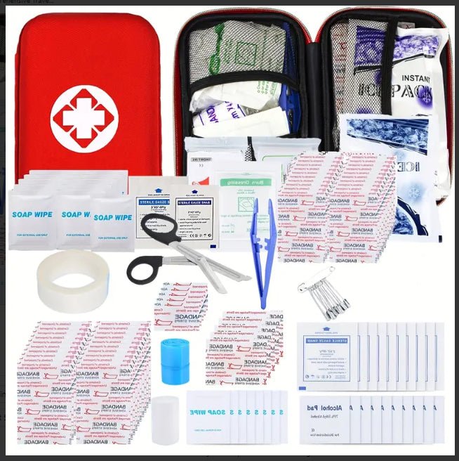 First Aid kit for Bushcraft, Campers, Hikers, First Aid Hugginsattic    [Huggins attic]