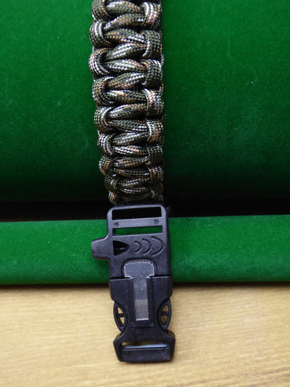 Green Camo Paracord Buckle Bracelet kit Paracord Huggins Attic Black Plastic firesteel & whistle [Huggins attic]