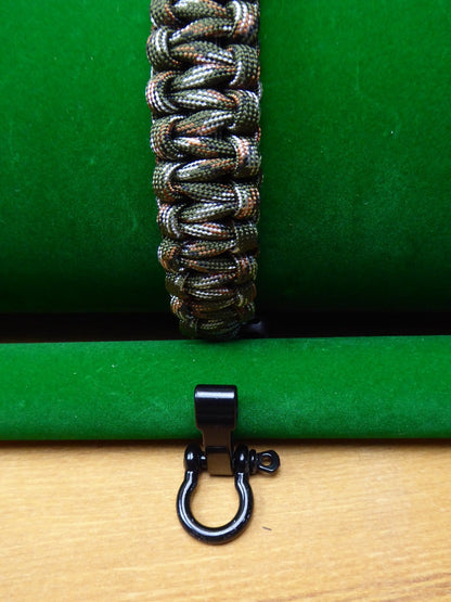 Green Camo Paracord Buckle Bracelet kit Paracord Huggins Attic Shiny Black Buckle [Huggins attic]