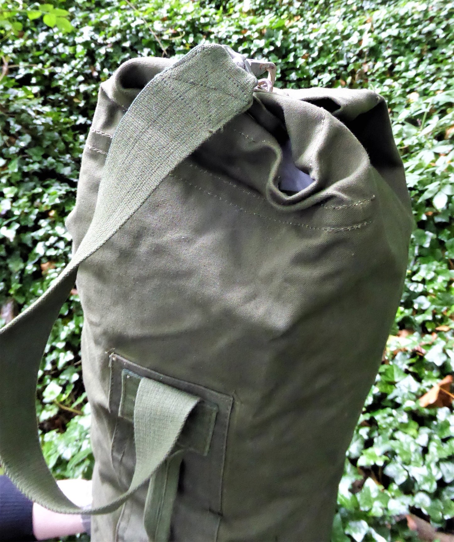 Kit Bag Green Olive Drab Rucksack Army Surplus Rucksack Huggins Attic    [Huggins attic]