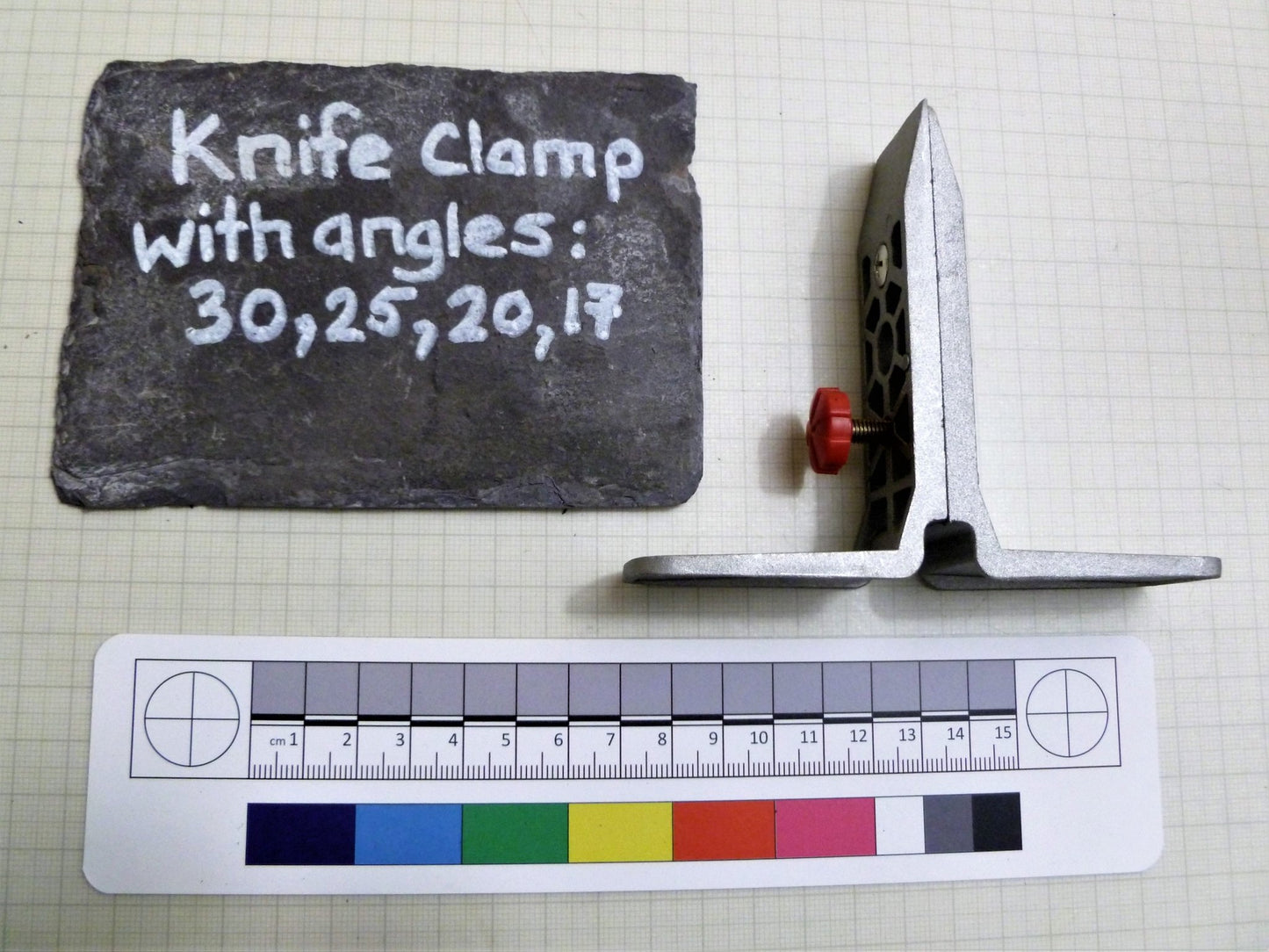 Knife Sharpening System - helps to sharpen the edge of a blade Sharpener Set Huggins Attic    [Huggins attic]