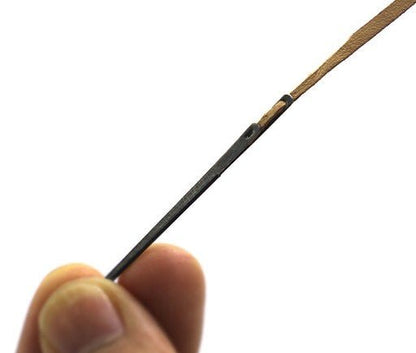 Leather thonging Lacing Needles, specialized Leathercraft tool Huggins Attic    [Huggins attic]