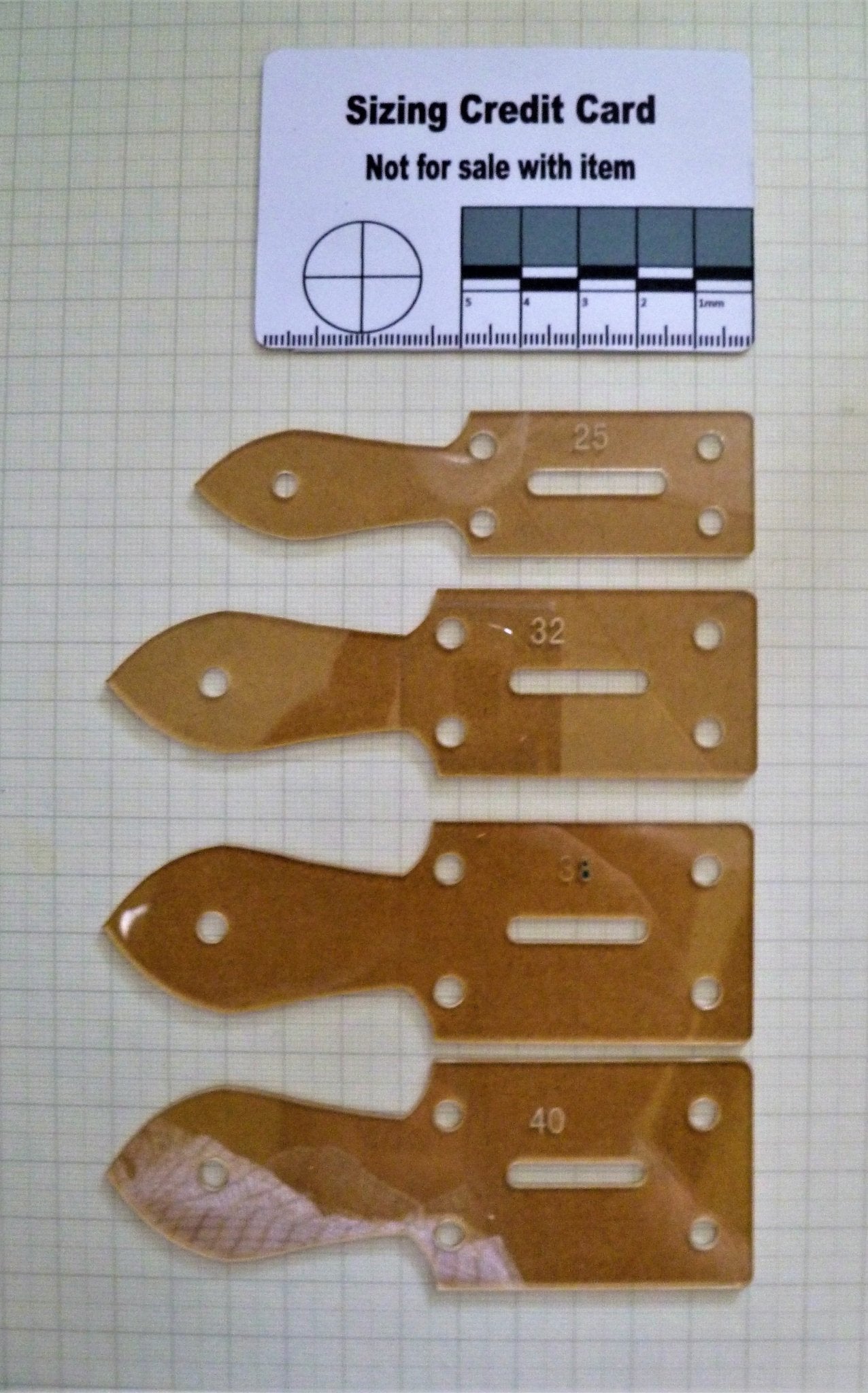 Leathercraft Buckle Holder Set of Templates 4 Sizes Leathercraft Template Huggins Attic    [Huggins attic]