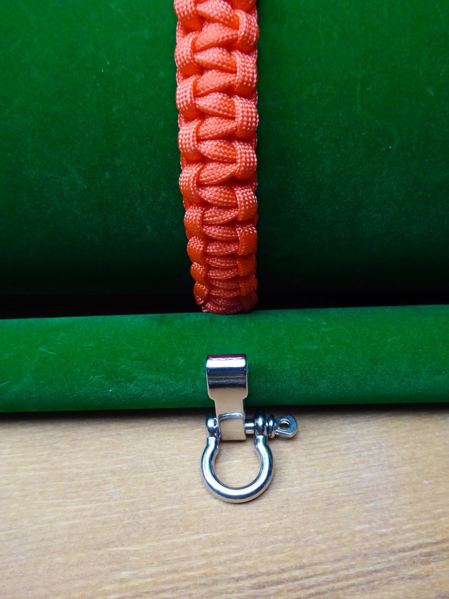 Paracord Buckle Bracelet kits even more colours Paracord Huggins Attic Orange Silver Look Metal Buckle  [Huggins attic]