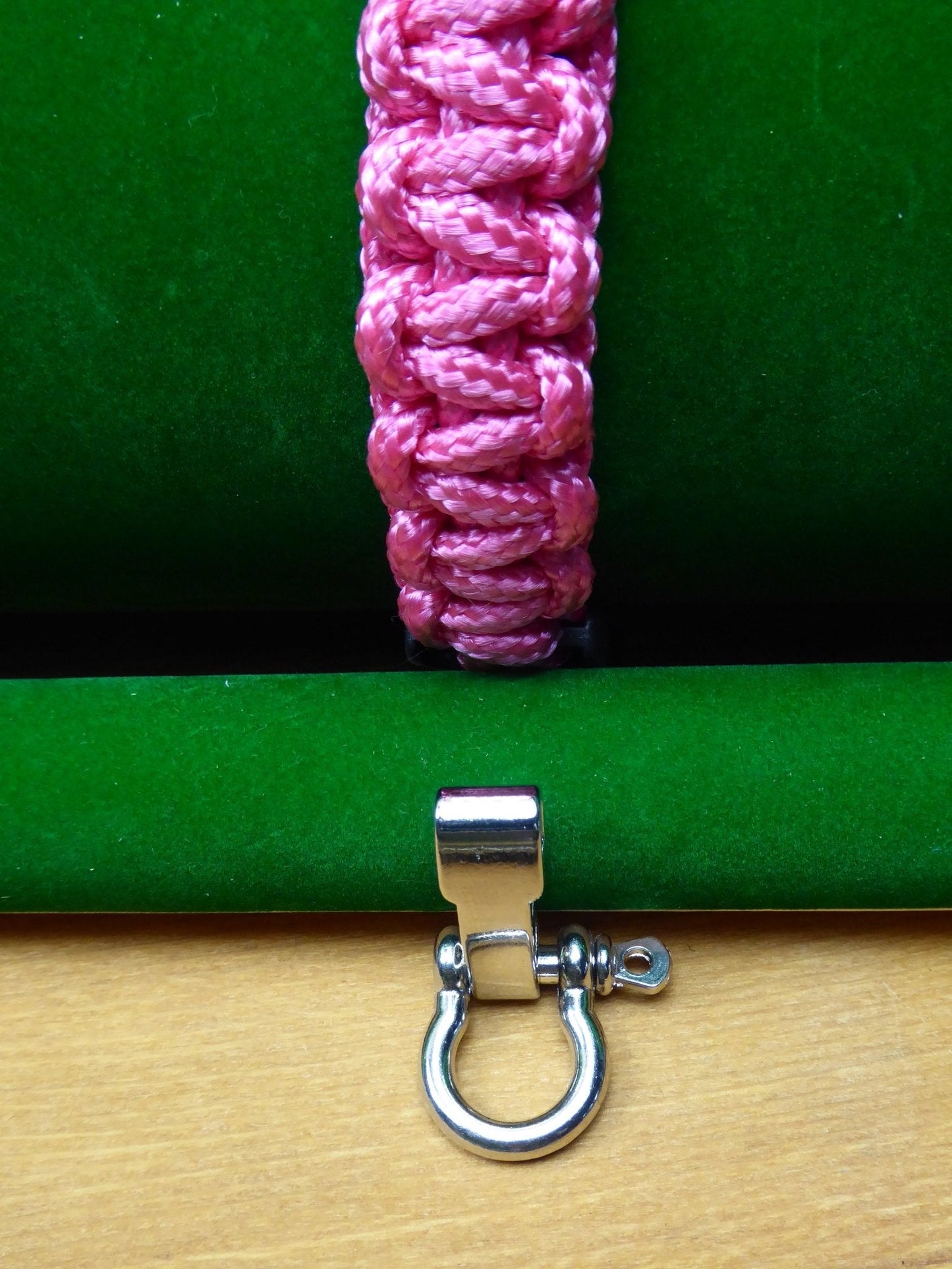 Paracord Buckle Bracelet kits even more colours Paracord Huggins Attic Pink Silver Look Metal Buckle  [Huggins attic]