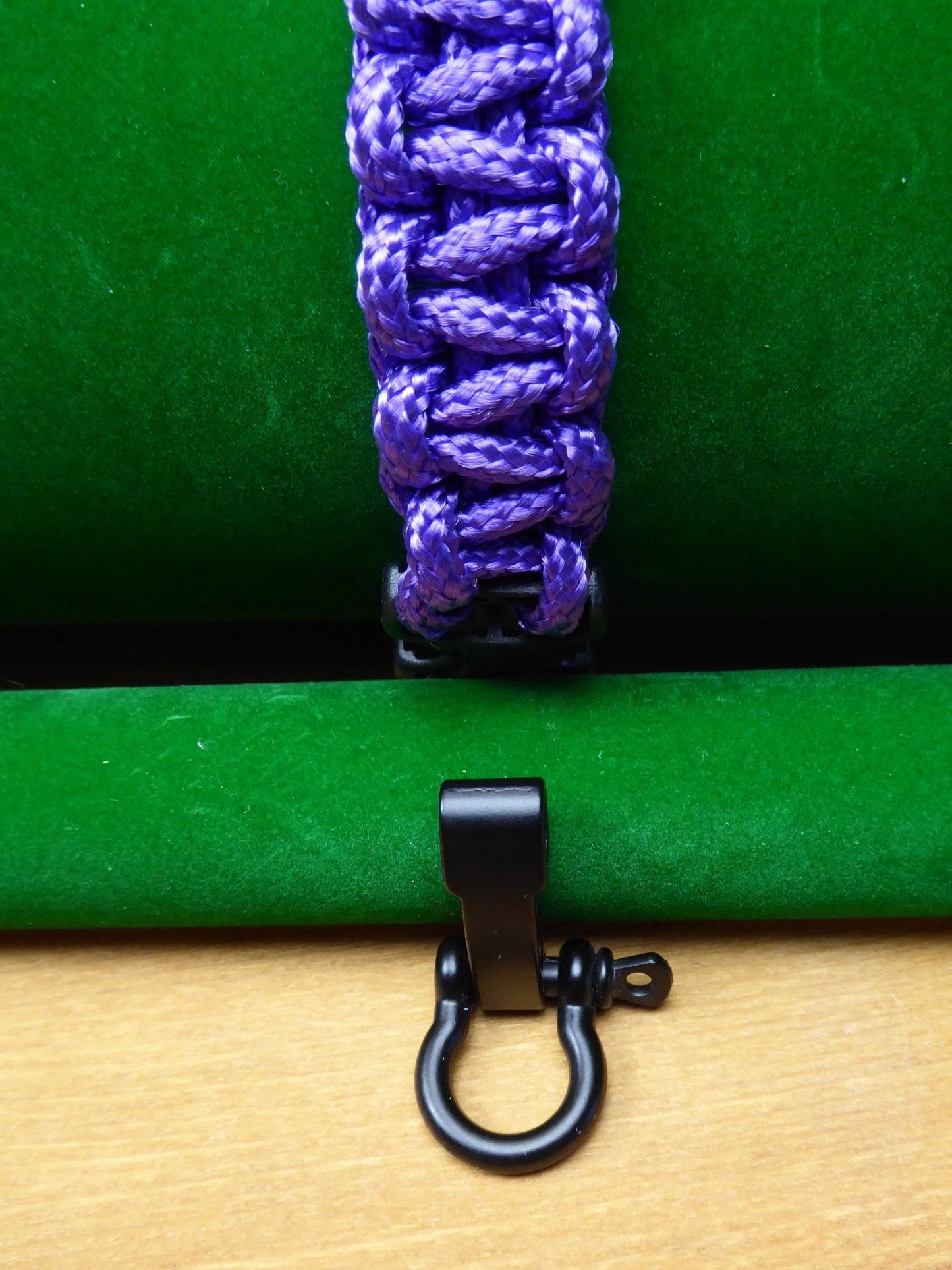 Paracord Buckle Bracelet kits even more colours Paracord Huggins Attic Purple Black Metal Buckle  [Huggins attic]
