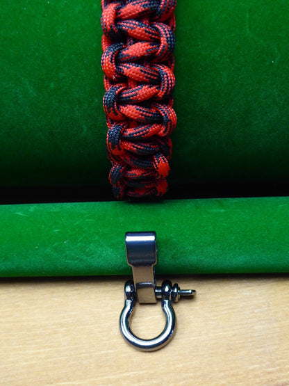 Paracord Buckle Bracelet kits even more colours Paracord Huggins Attic Red & Black Gun Metal Buckle  [Huggins attic]