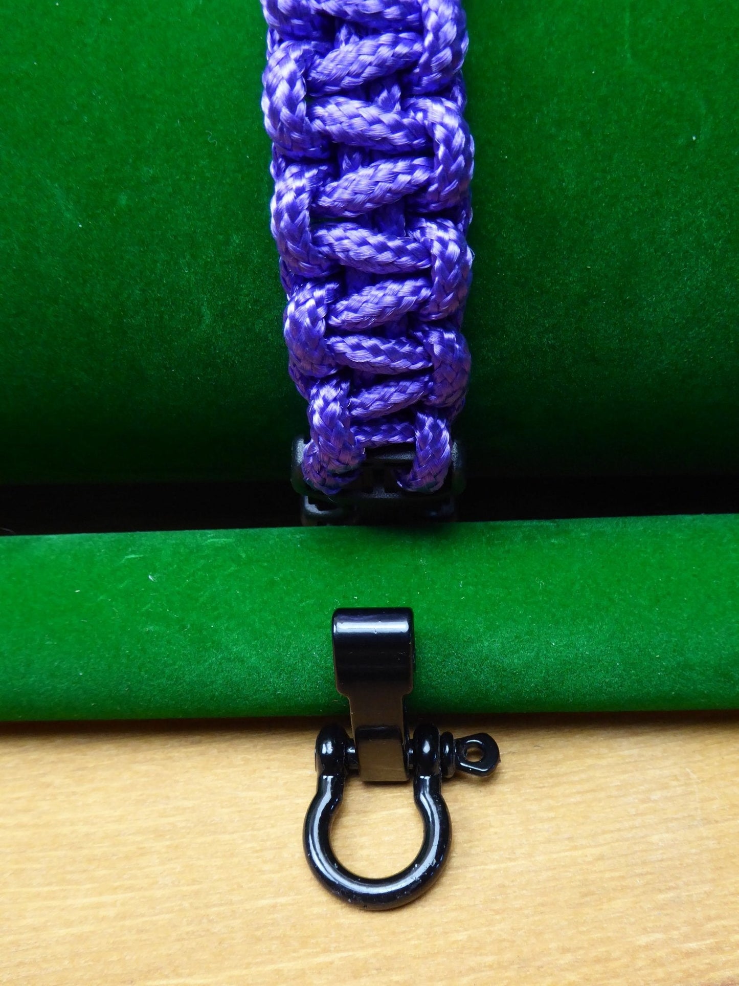 Paracord Buckle Bracelet kits even more colours Paracord Huggins Attic Purple Shiny Black Buckle  [Huggins attic]