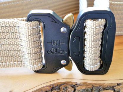 Quick Release Clasp Belt in Choice of 6 Colours  Huggins Attic    [Huggins attic]