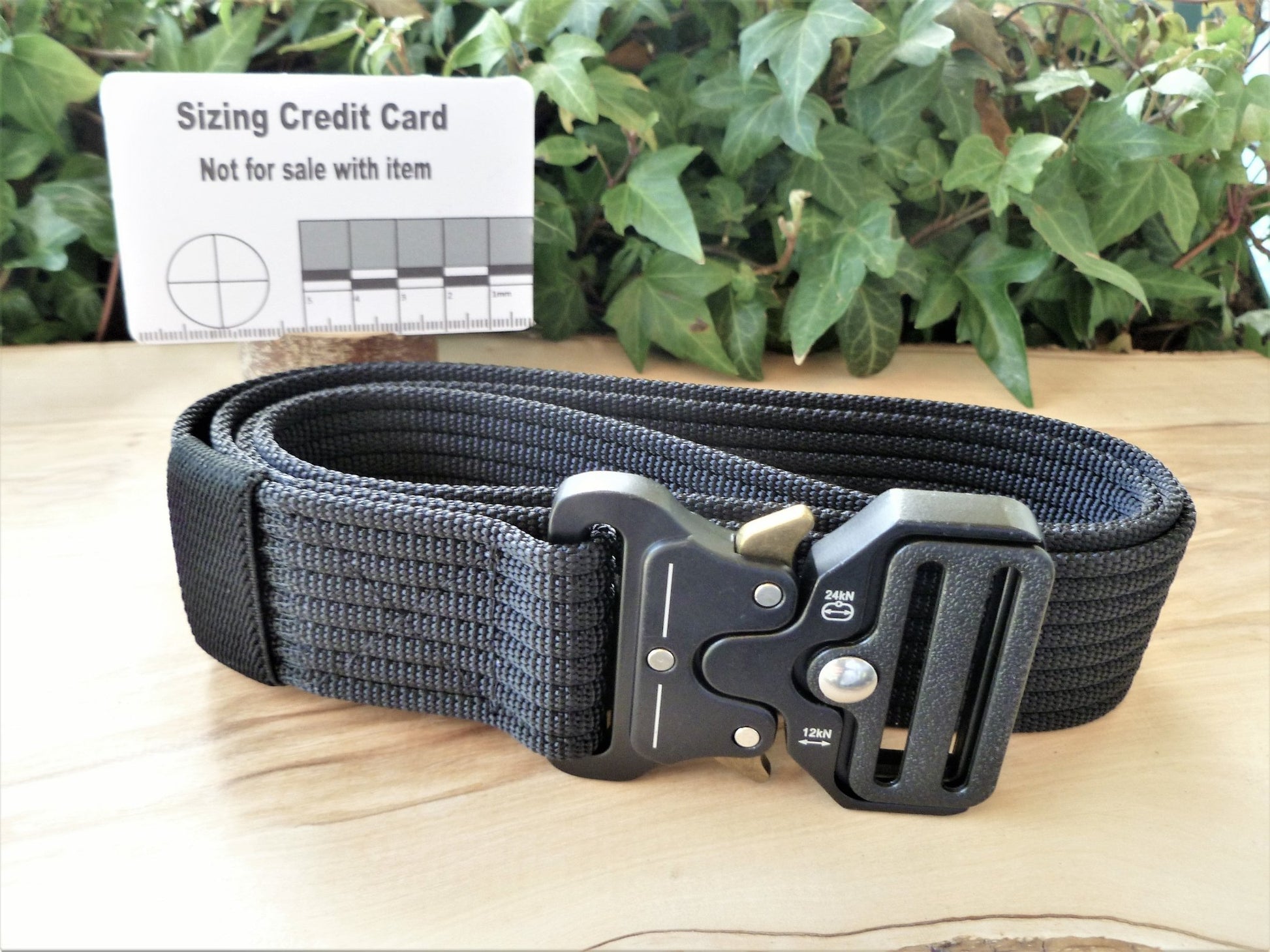 Quick Release Clasp Belt in Choice of 6 Colours  Huggins Attic Black & Red Line   [Huggins attic]