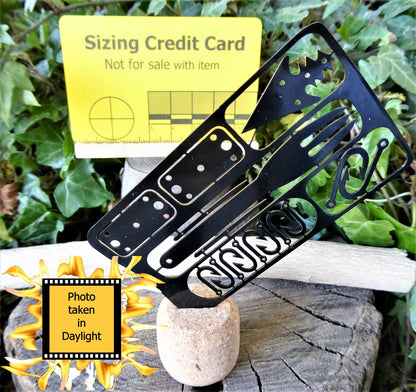 Survival Hunting & Fishing Card - metal Tool Card Huggins Attic Black   [Huggins attic]