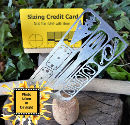 Survival Hunting & Fishing Card - metal Tool Card Huggins Attic Silver Look   [Huggins attic]